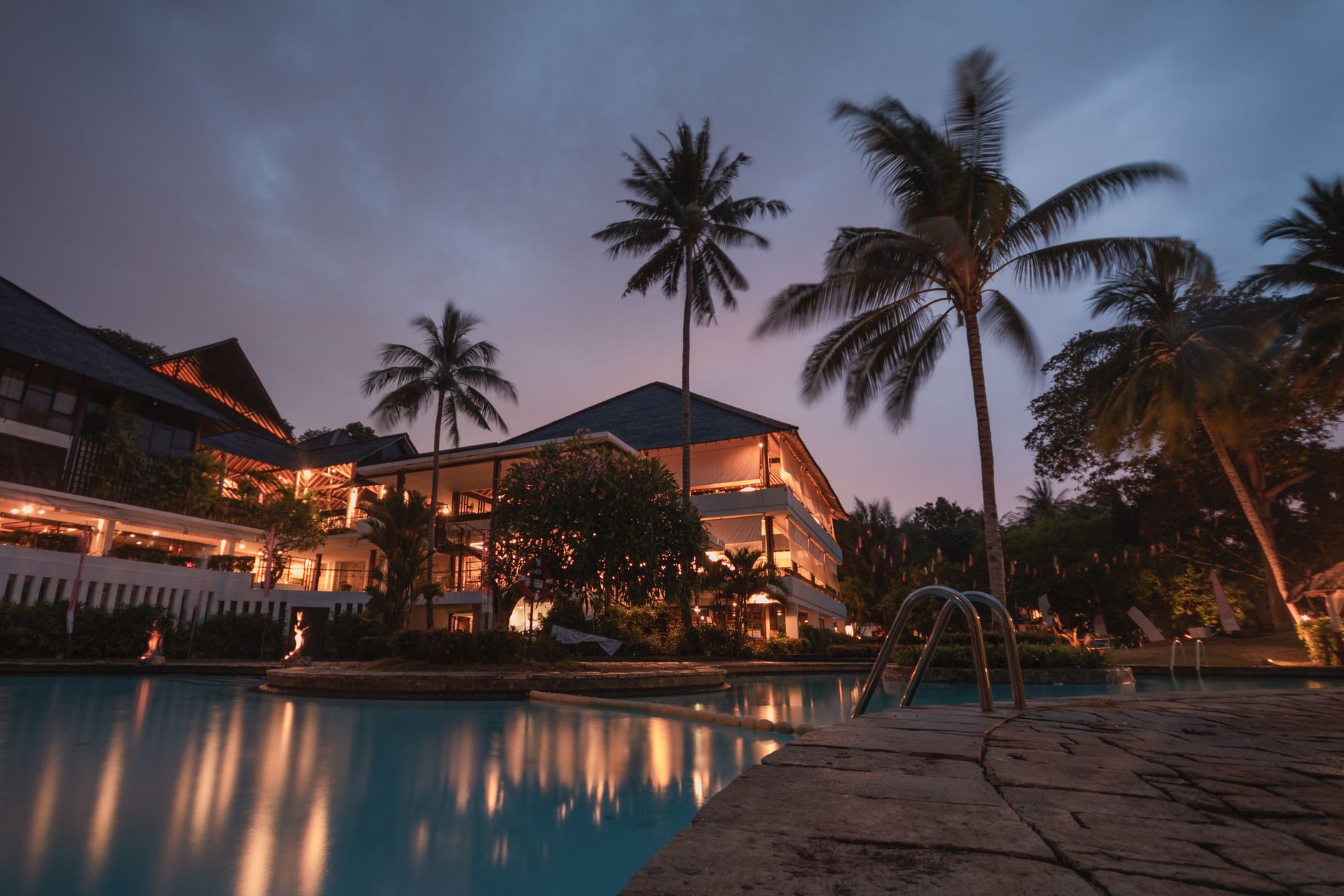 Luxury Travel Advisory